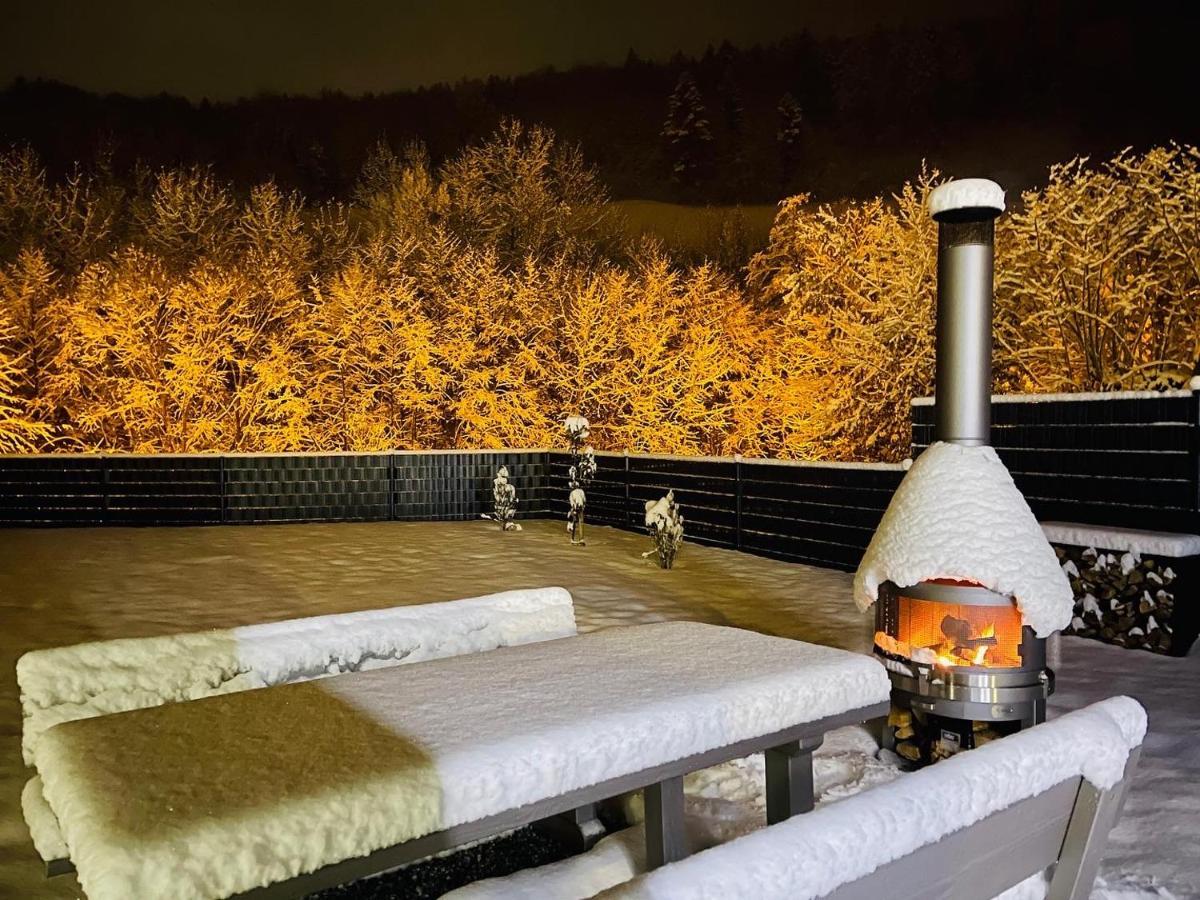 Voralpen Lodge - Ferienhaus Mit Gym & Wellnessbereich Traisen Exteriör bild
